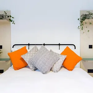 Appartement The Plywood Flat, Modern Style In A Traditional Tenement, Édimbourg